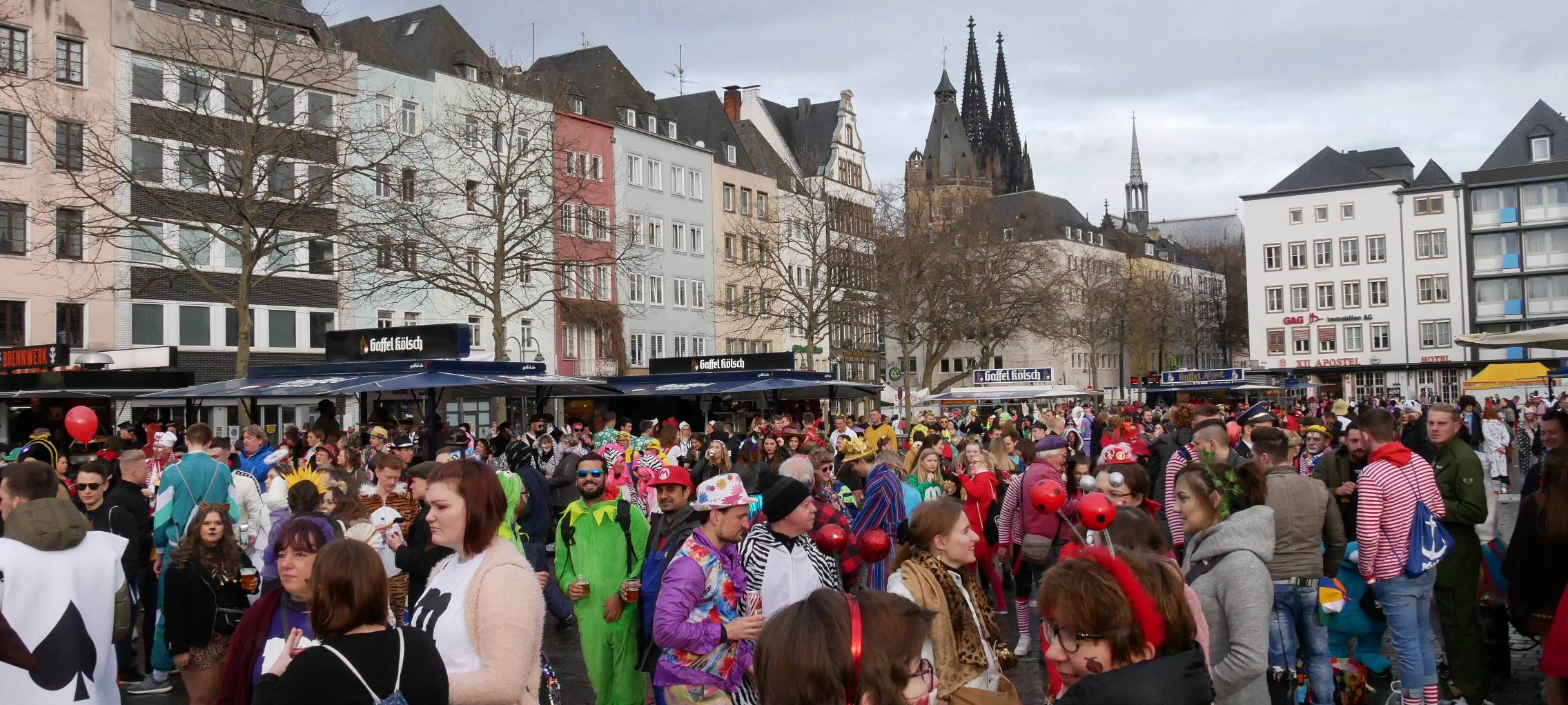 Straßenkarneval startet mit weniger Polizeieinsätzen