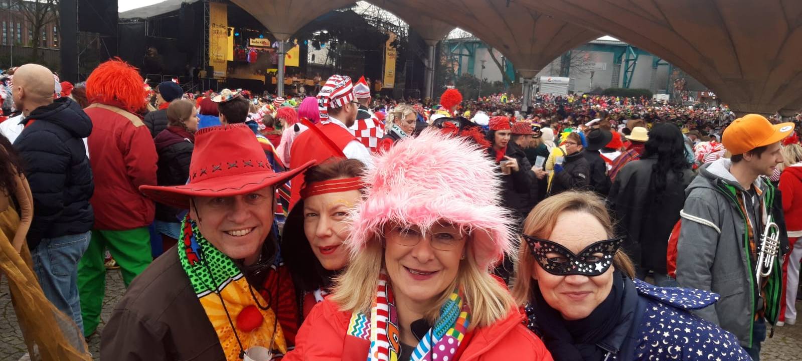 So viele Karnevals-Selfies wie nie