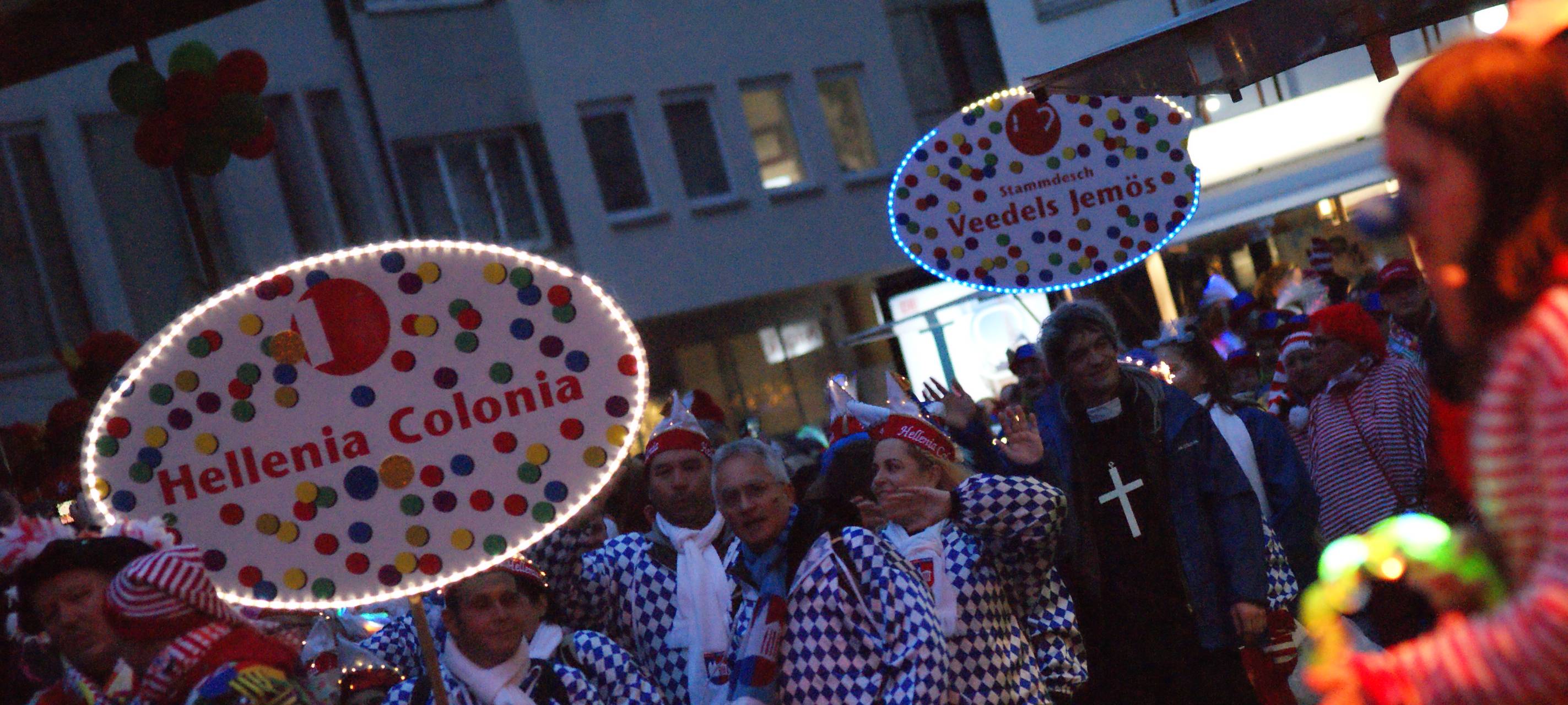 Klüngelköpp und Paveier beim Sternmarsch