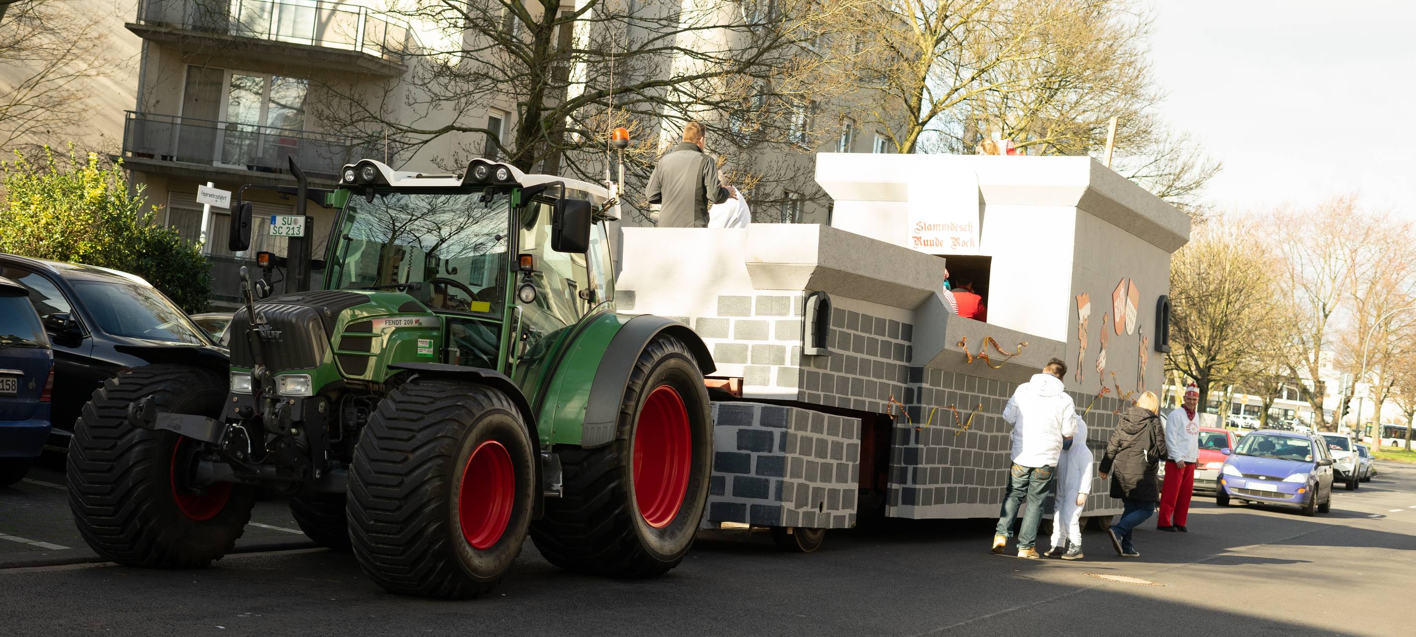 Unterwegs im Veedelszoch Mülheim