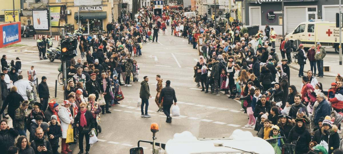Unterwegs im Veedelszoch Mülheim