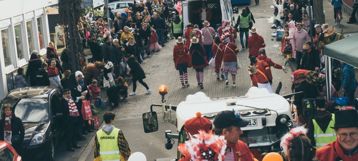 Unterwegs im Veedelszoch Mülheim