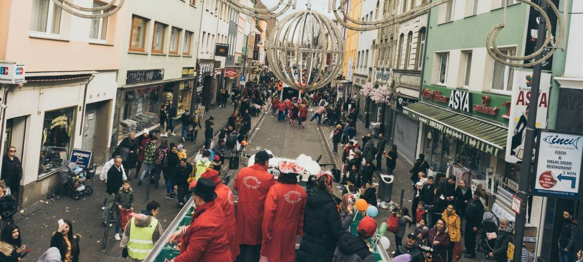 Unterwegs im Veedelszoch Mülheim