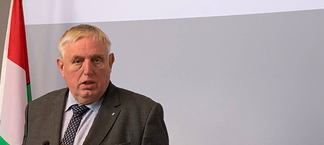 Gesundheitsminister wartet mit Entscheidung für Session