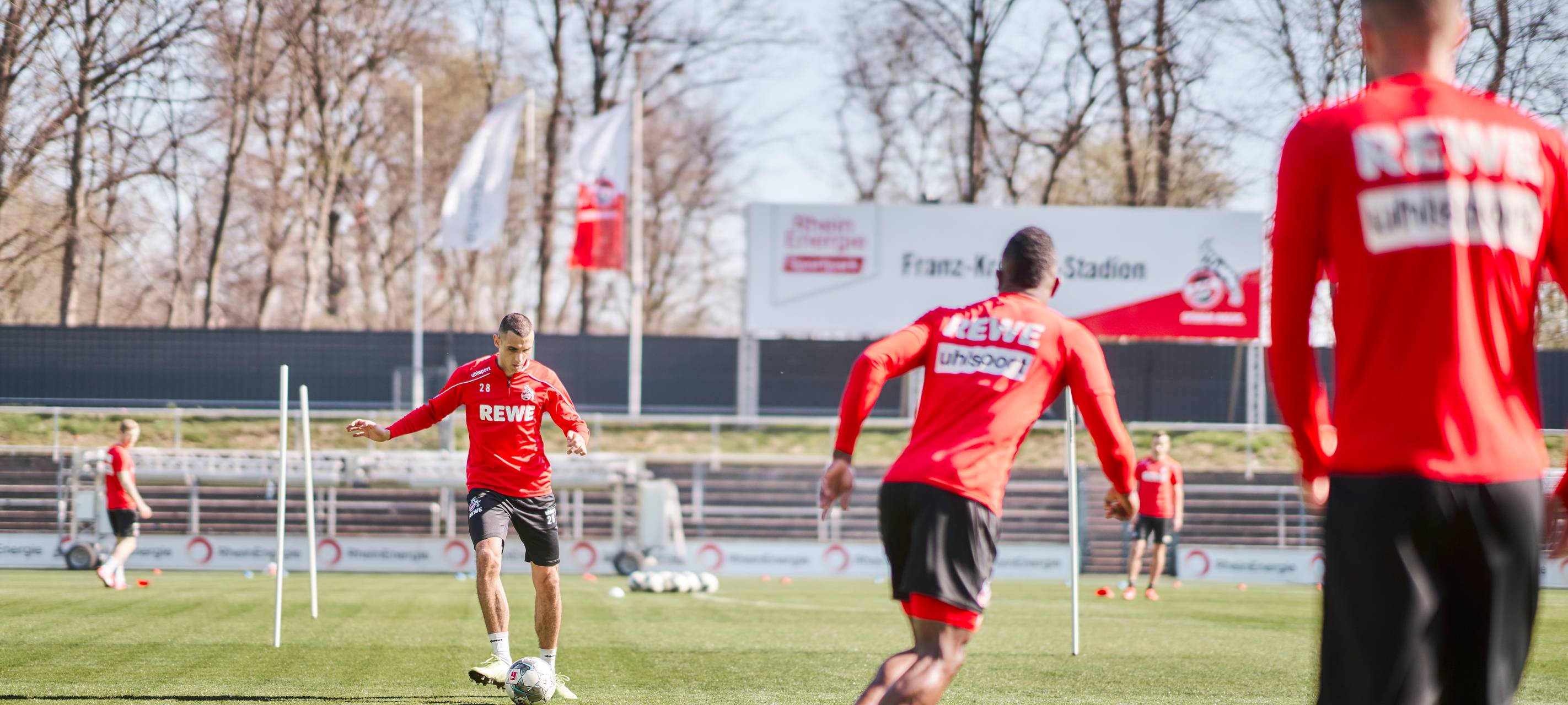 Regelmäßige Corona-Tests für gesamte Mannschaft