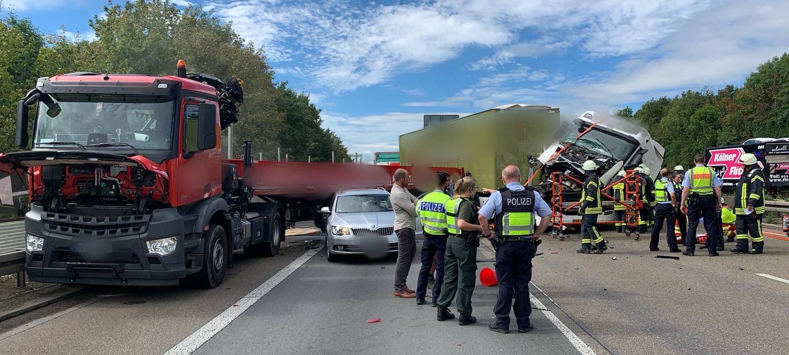 Schwerer Unfall im Dreieck Heumar