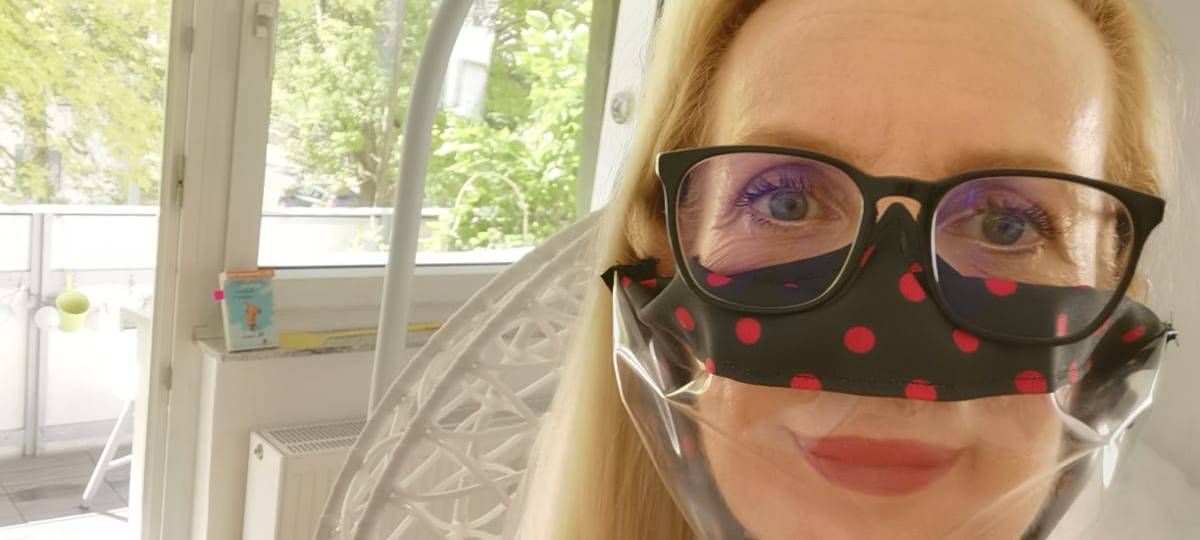 Porzerin entwickelt durchsichtige Maske