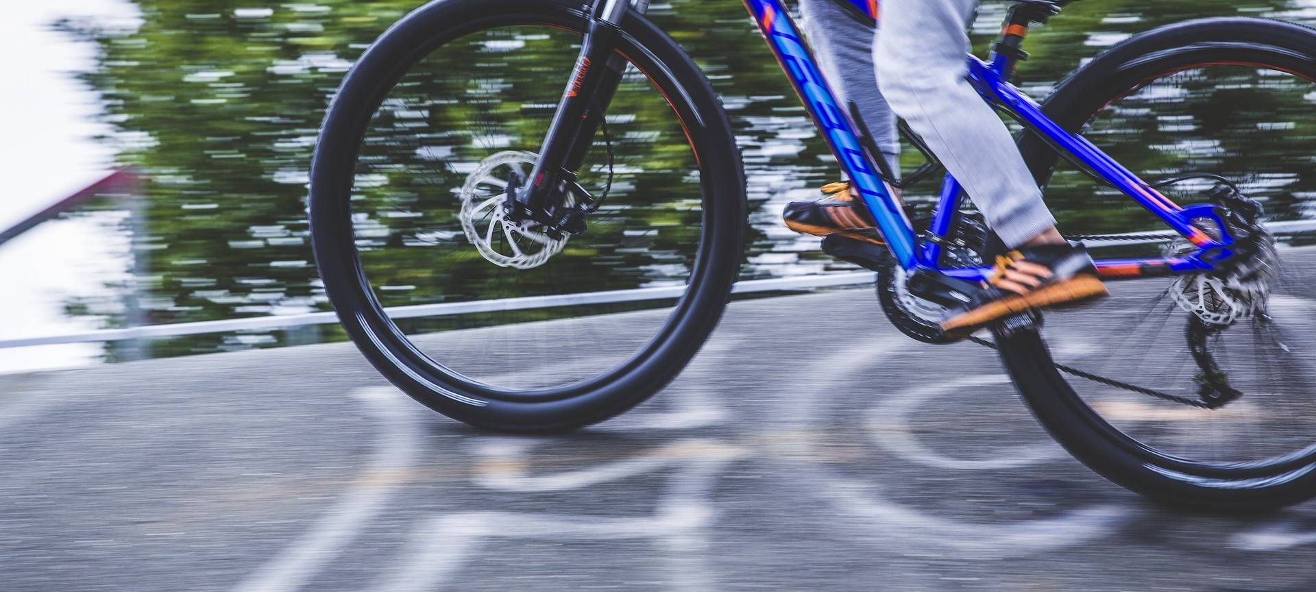 Initiative veranstaltet Fahrraddemo in Köln