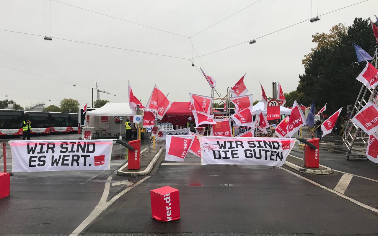 Bus Und Bahnstreik Geht In Die Nachste Runde Radio Koln