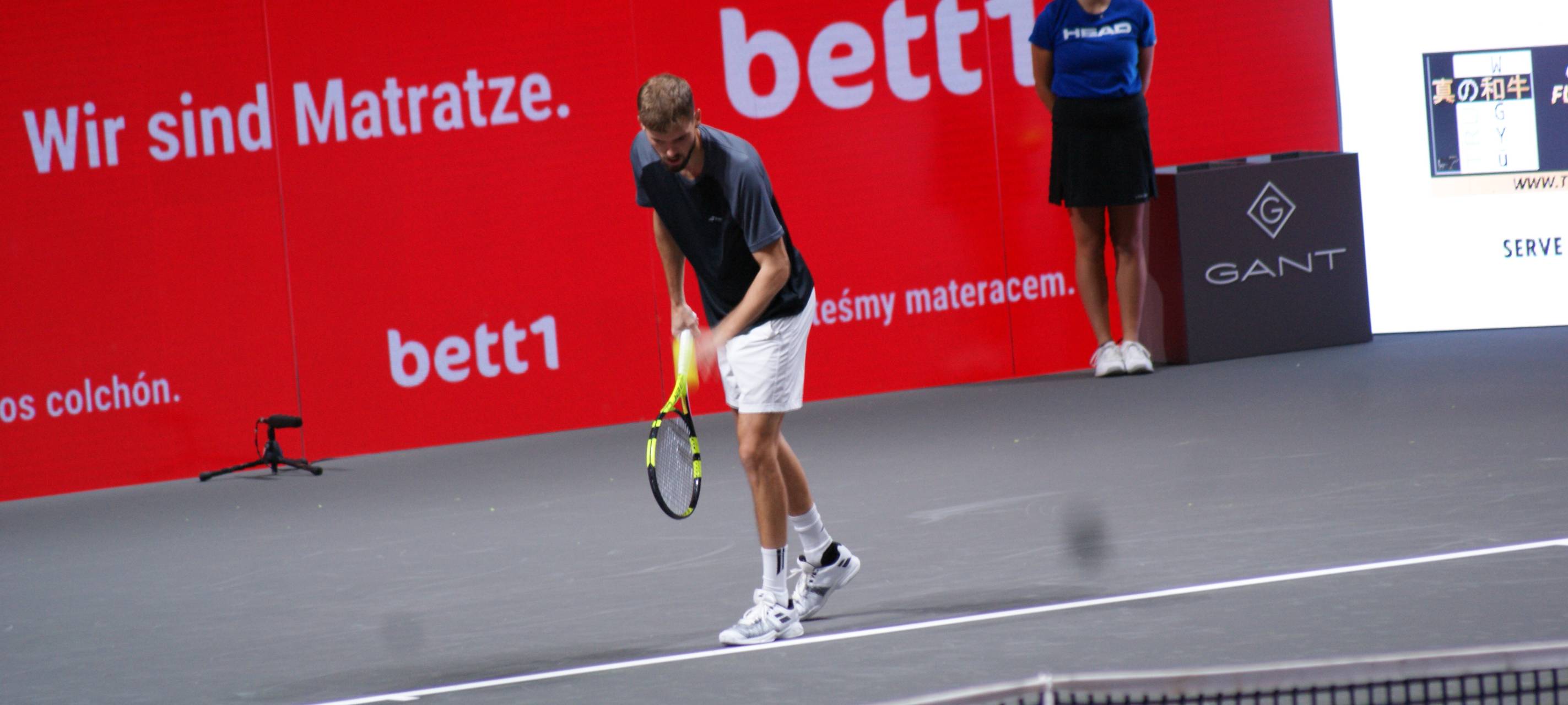 Tennis: Kölner eine Runde weiter