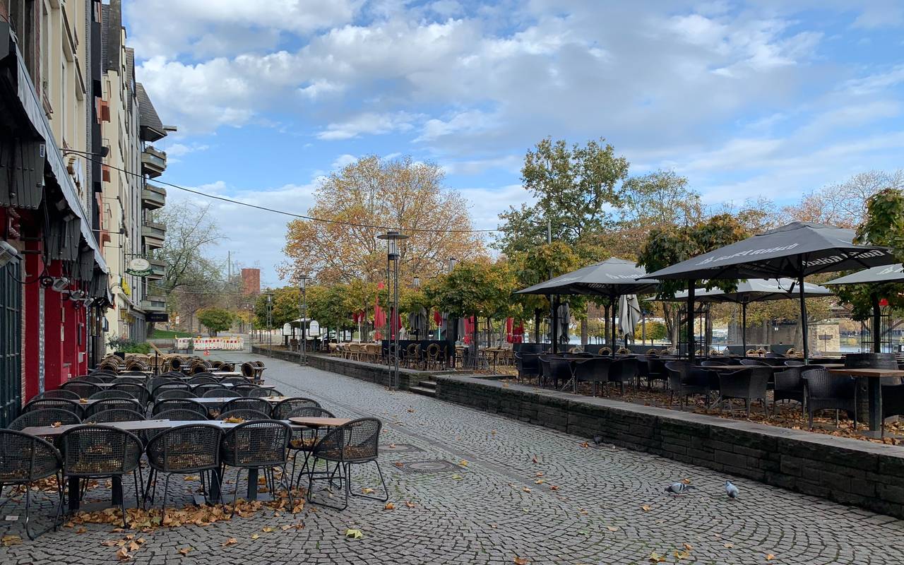 Eilantrag der Bar „Im Schnörres“ teilweise abgelehnt - Radio Köln