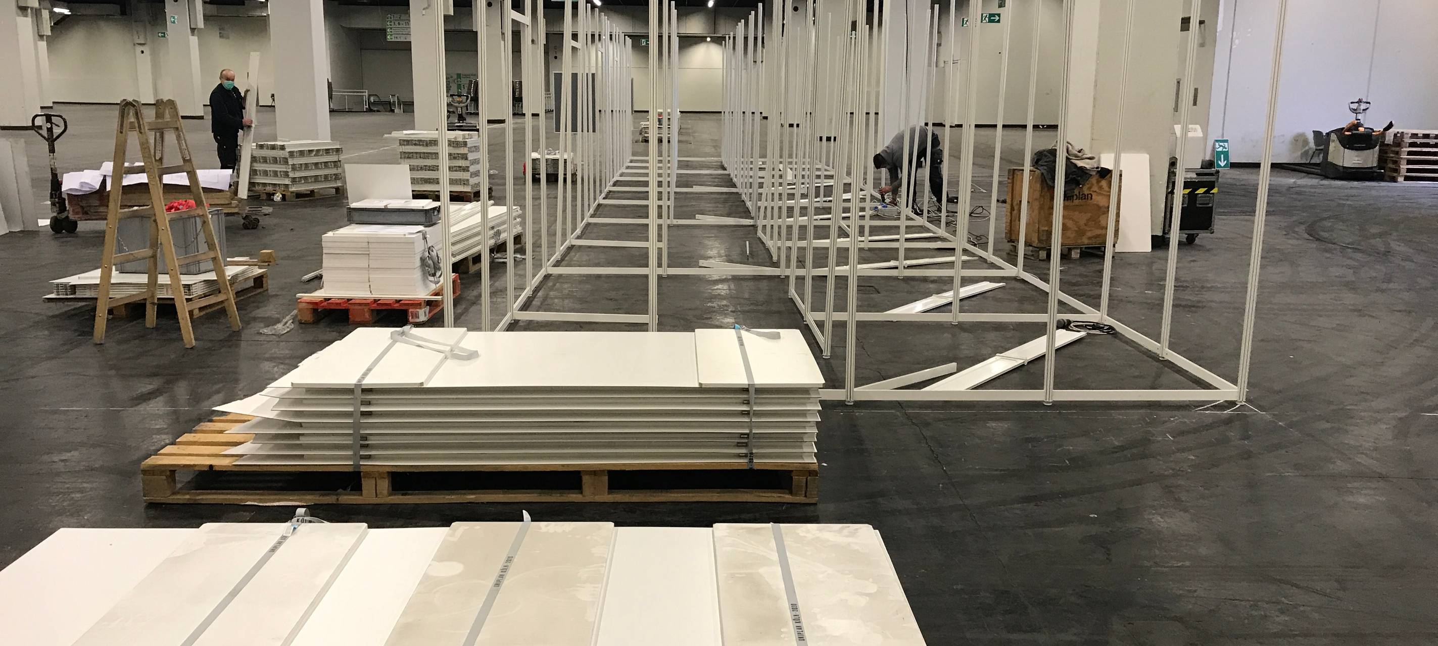 Aufbau im Corona-Impfzentrum gestartet