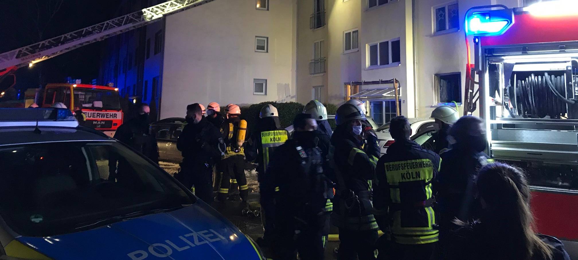 Bewohnerin bei Feuer in Deutz verletzt
