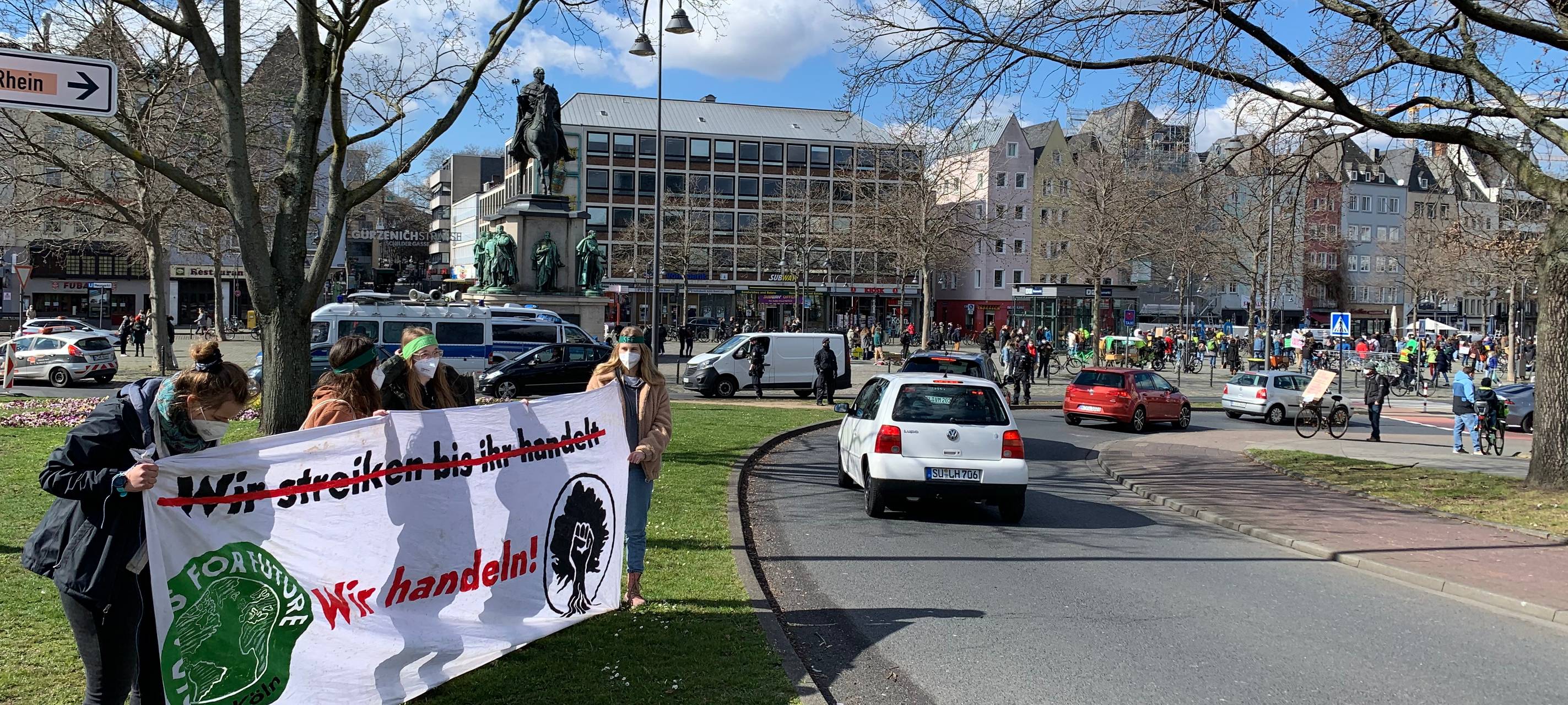 2.500 Menschen demonstrieren für das Klima