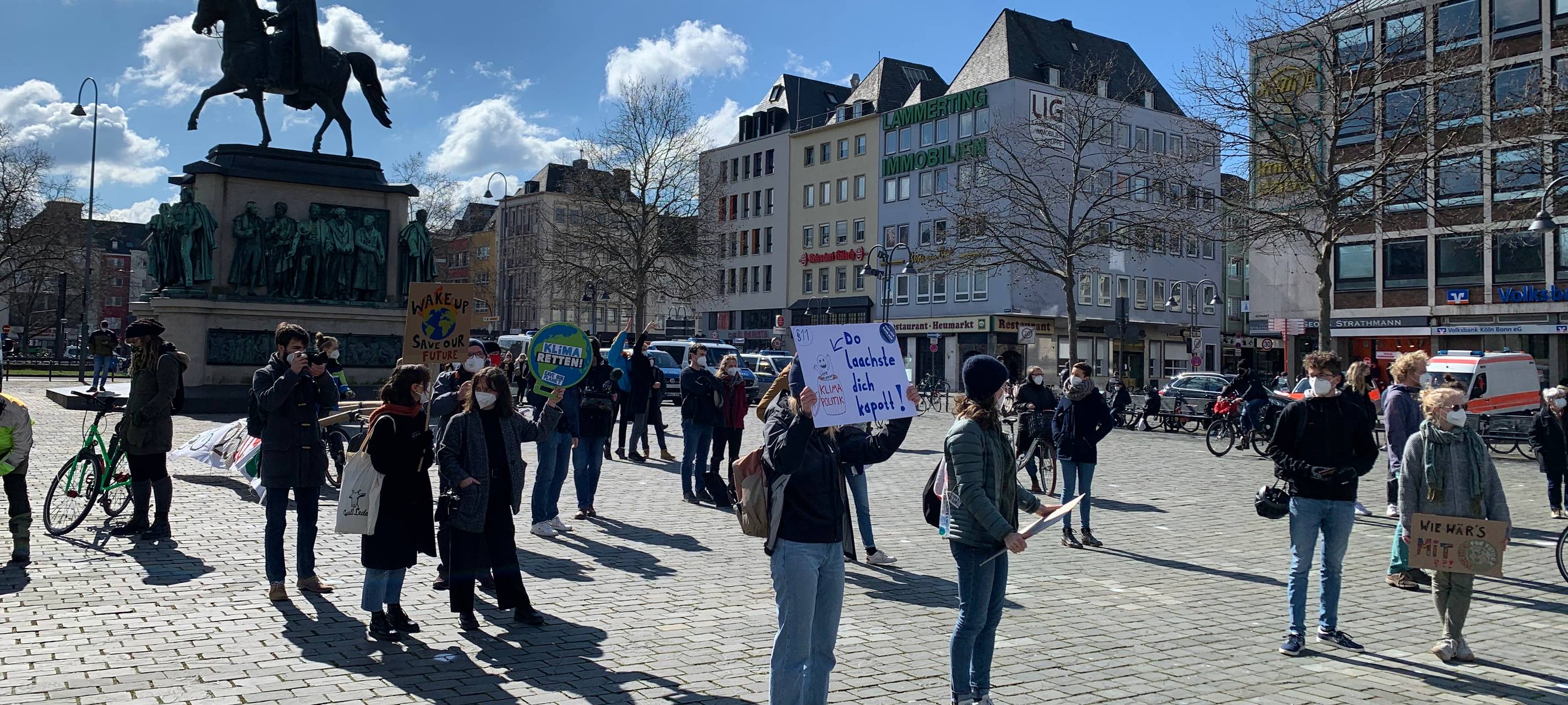 2.500 Menschen demonstrieren für das Klima