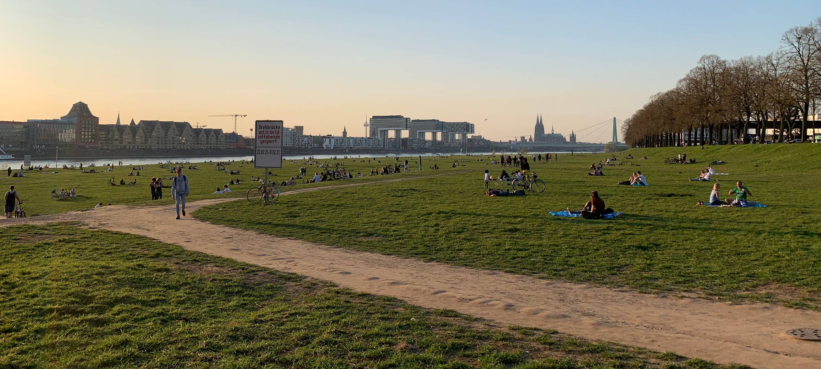 Petition gegen Raser an den Poller Wiesen