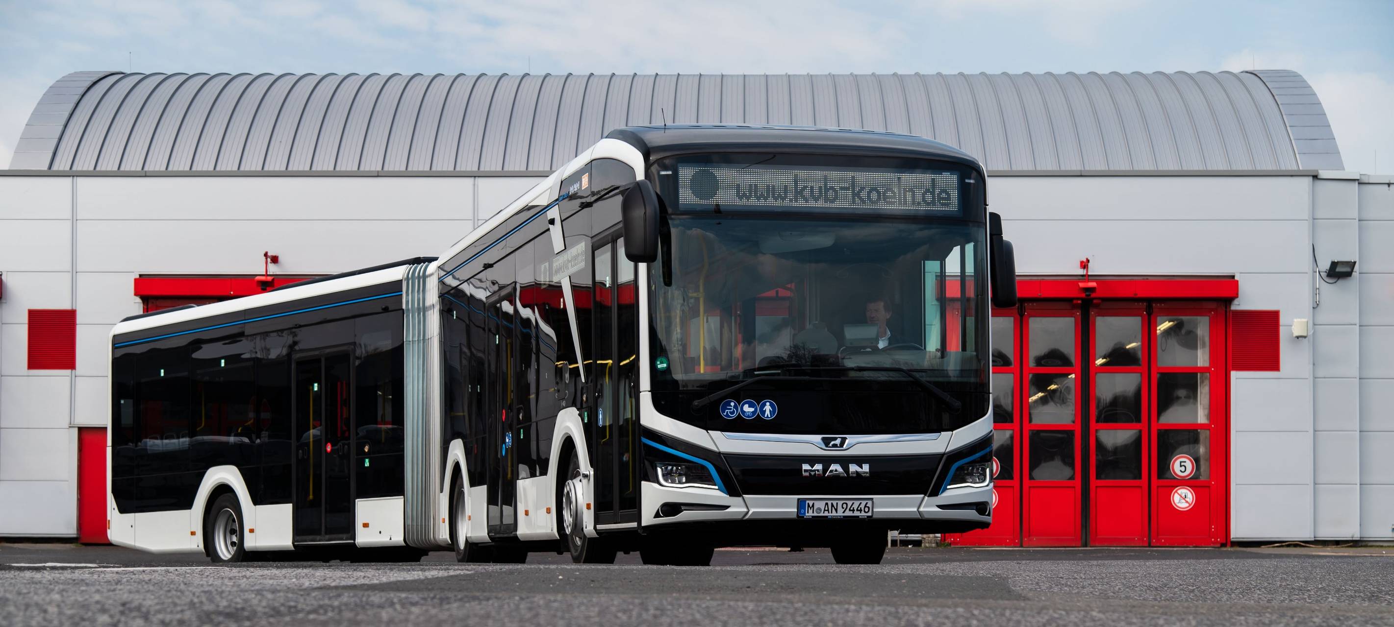 KVB testet neue Fahrzeuggeneration