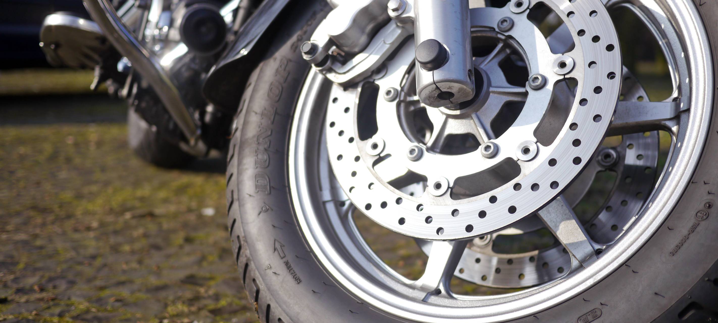 Motorradfahrer flüchtet unter Drogen vor Polizei