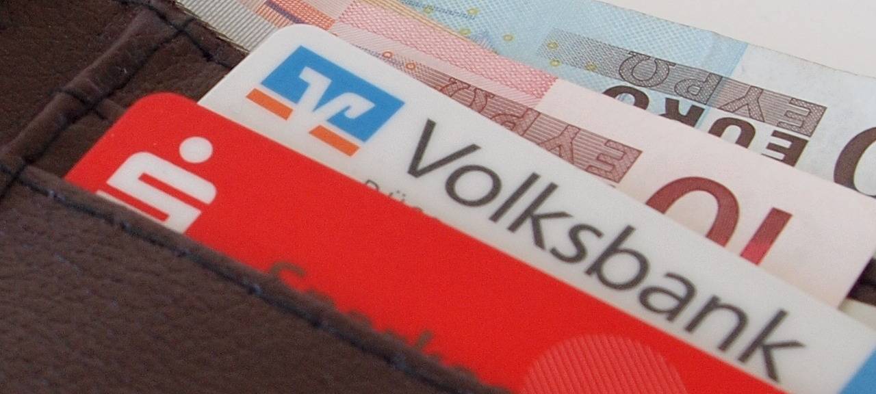 Banken schließen ihre Filialen in Köln
