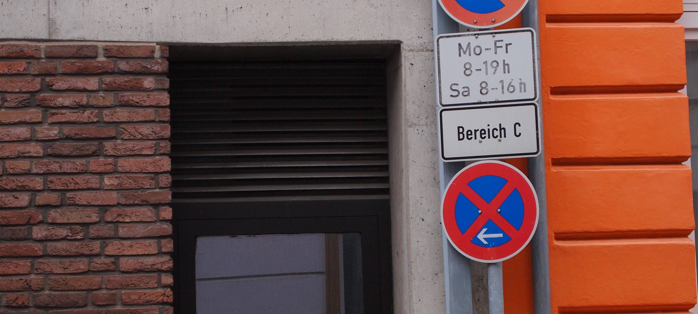 Geisterschilder in Deutz entfernt