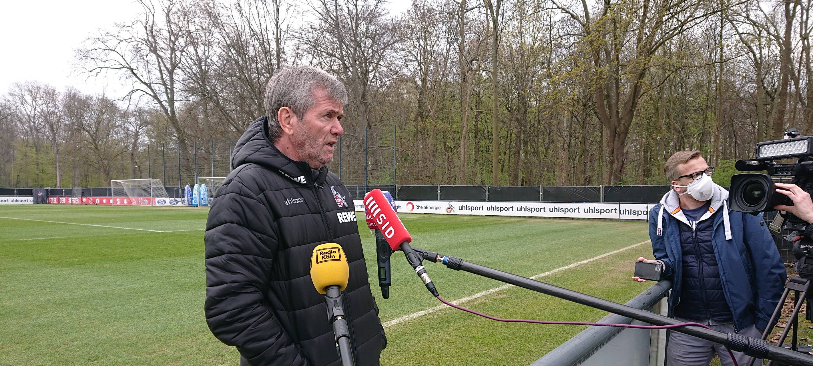 1.FC Köln tritt gegen Holstein Kiel an