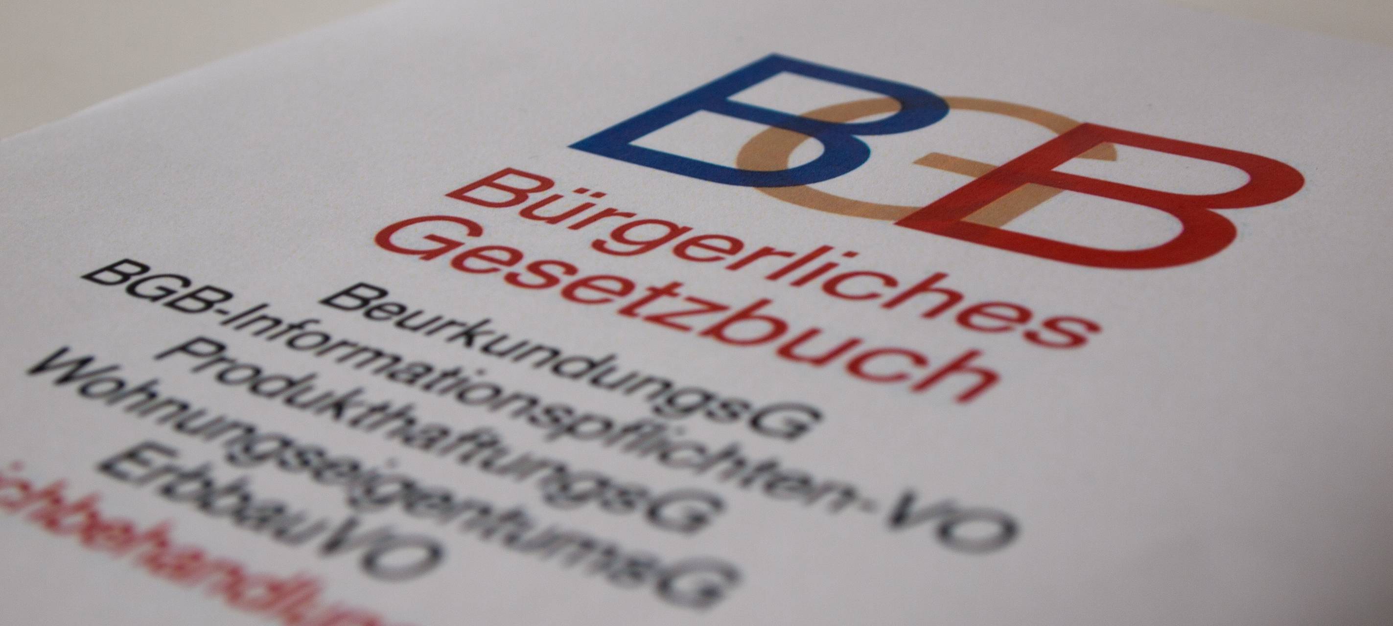 Anklage: Versuchter Totschlag: Mutmaßlicher Messerstecher vor Gericht