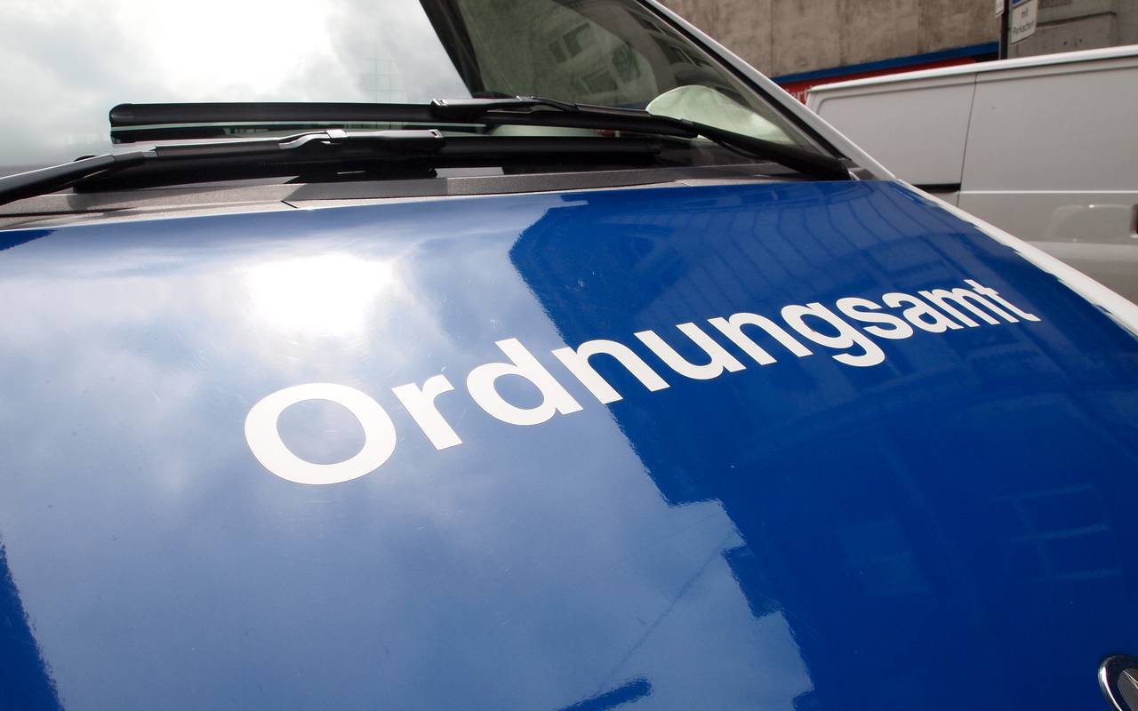 Kolner Strassen Geraumt Und Techno Party Aufgelost Radio Koln