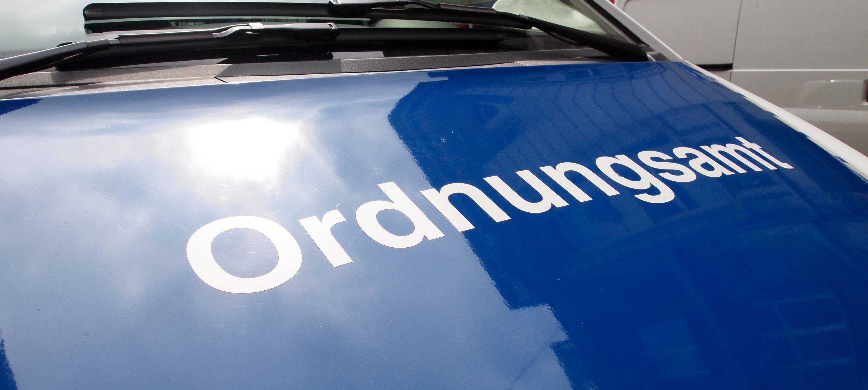 Polizei und Ordnungsamt räumen erneut Plätze