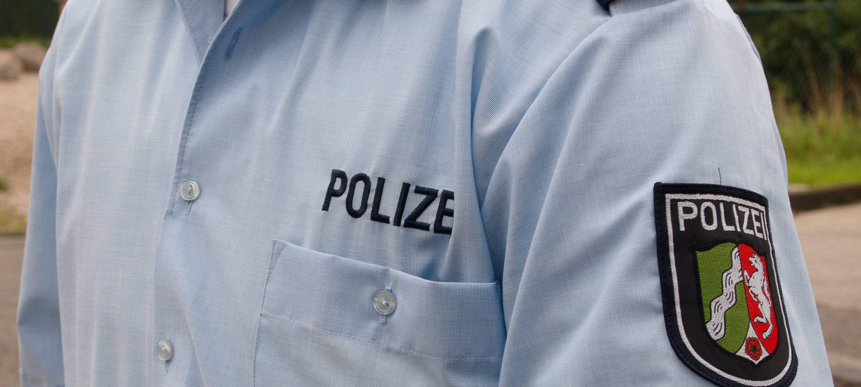 Falsche Polizisten erbeuten mehrere Tausend Euro
