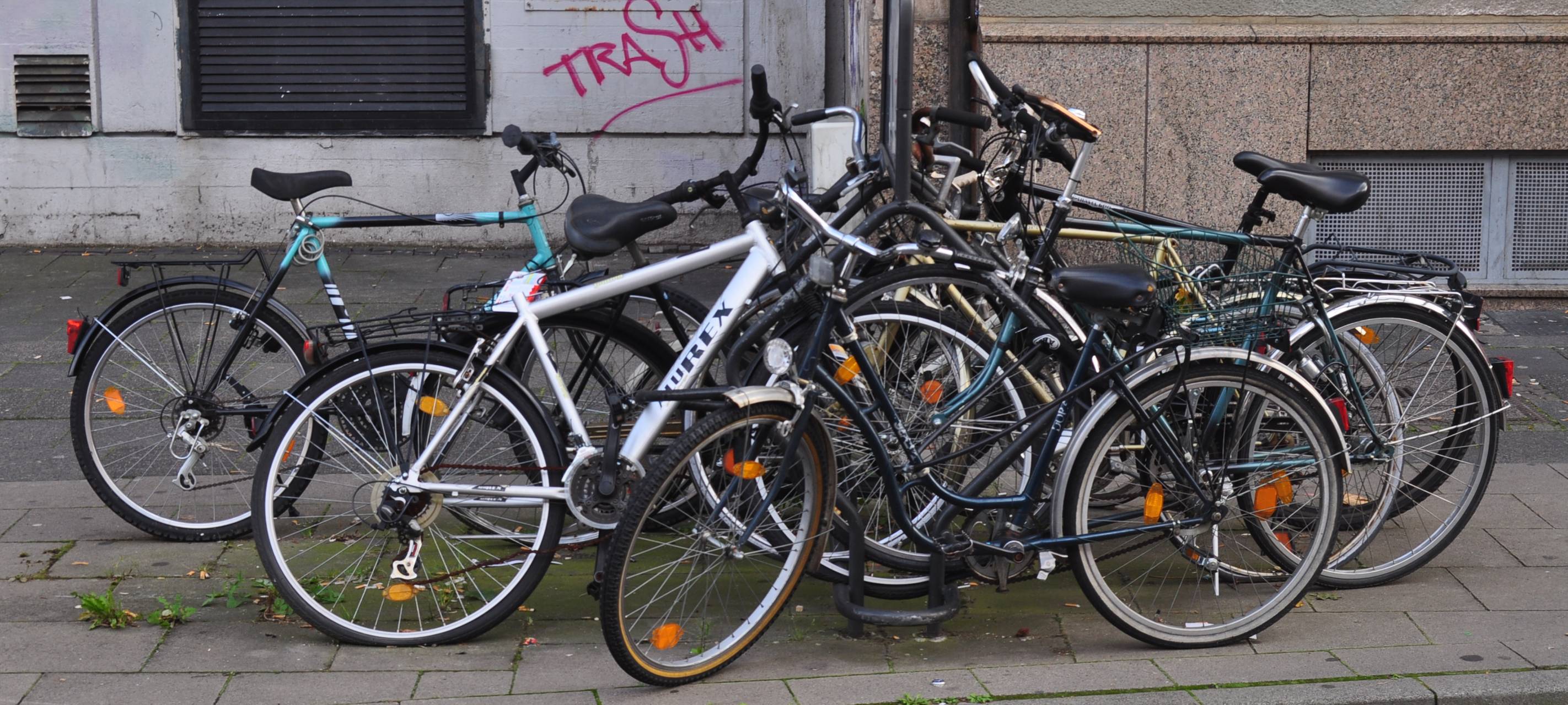 Stadt räumt auf: Fahrradleichen in Köln werden entfernt