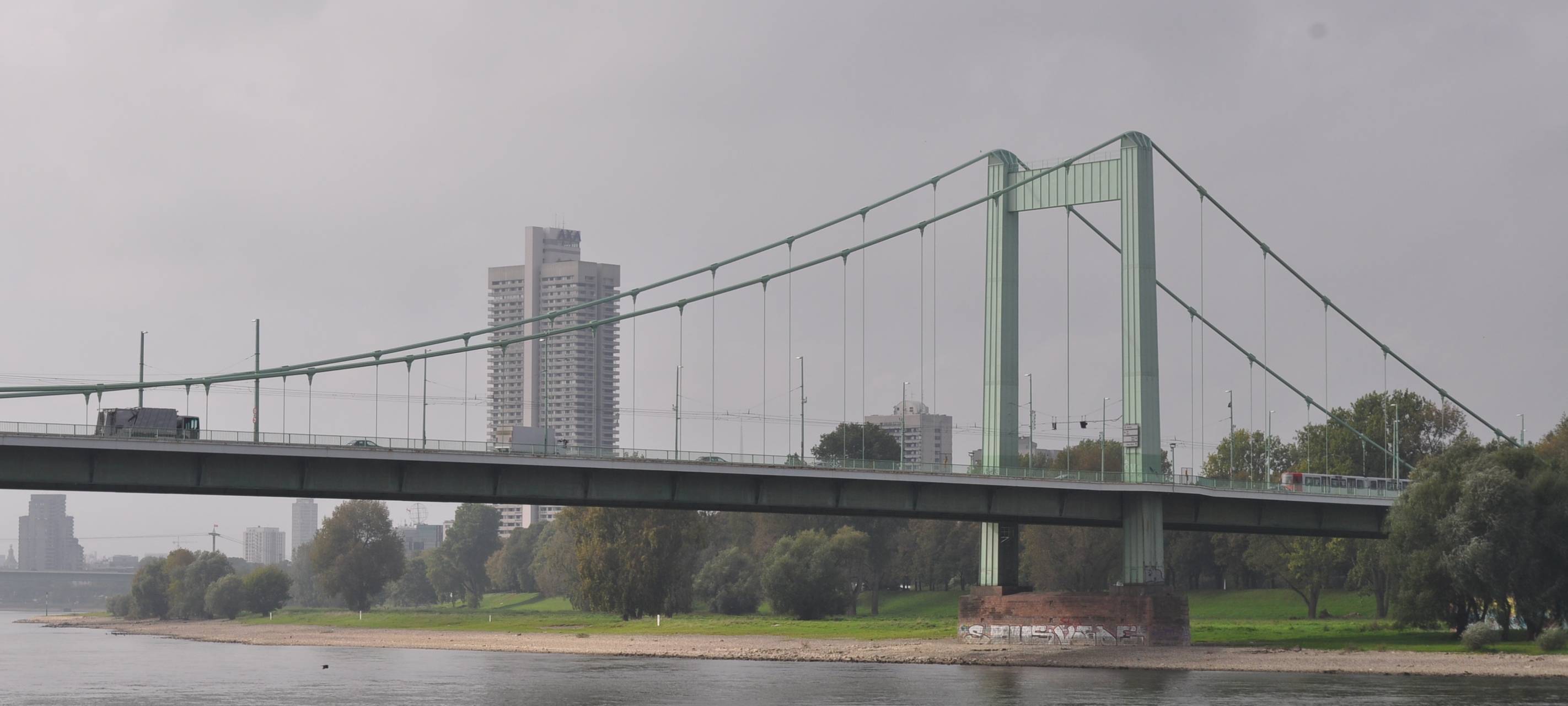 Sperrung der Mülheimer Brücke aufgehoben