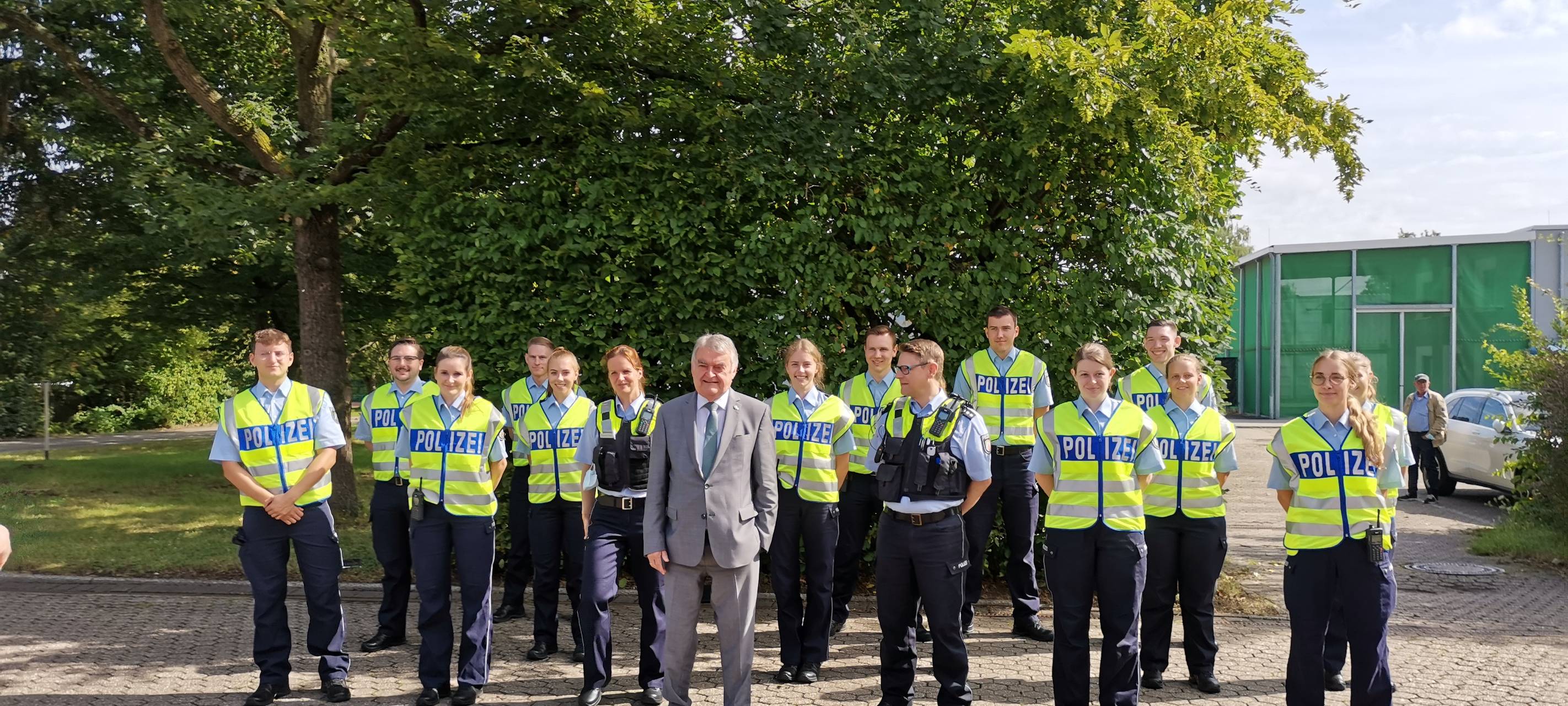 Polizei startet Projekte zur ethischen Bildung & Seelsorge