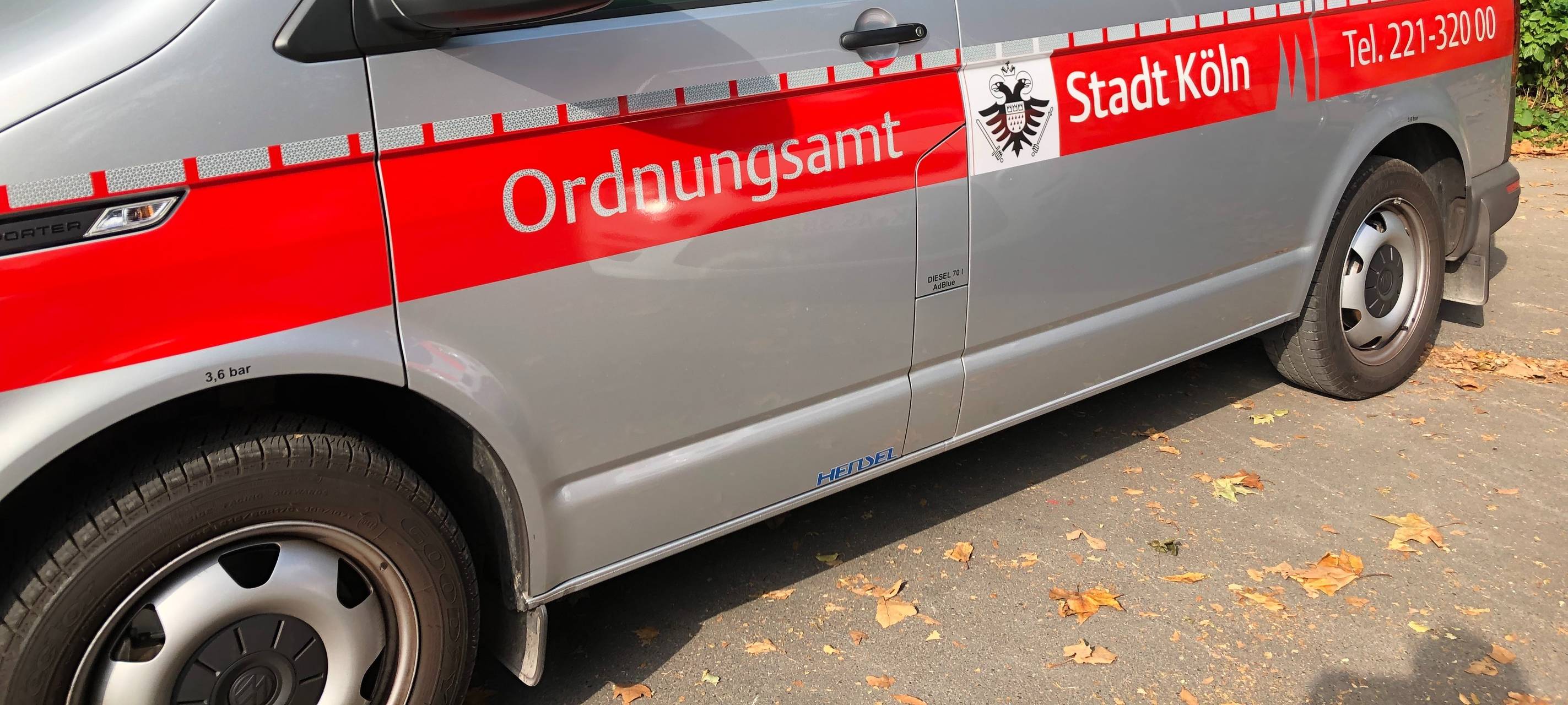 Ordnungsamt beschlagnahmt rund 300 Autos