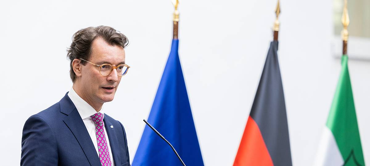 Wüst verkündet 2G-Regel für NRW