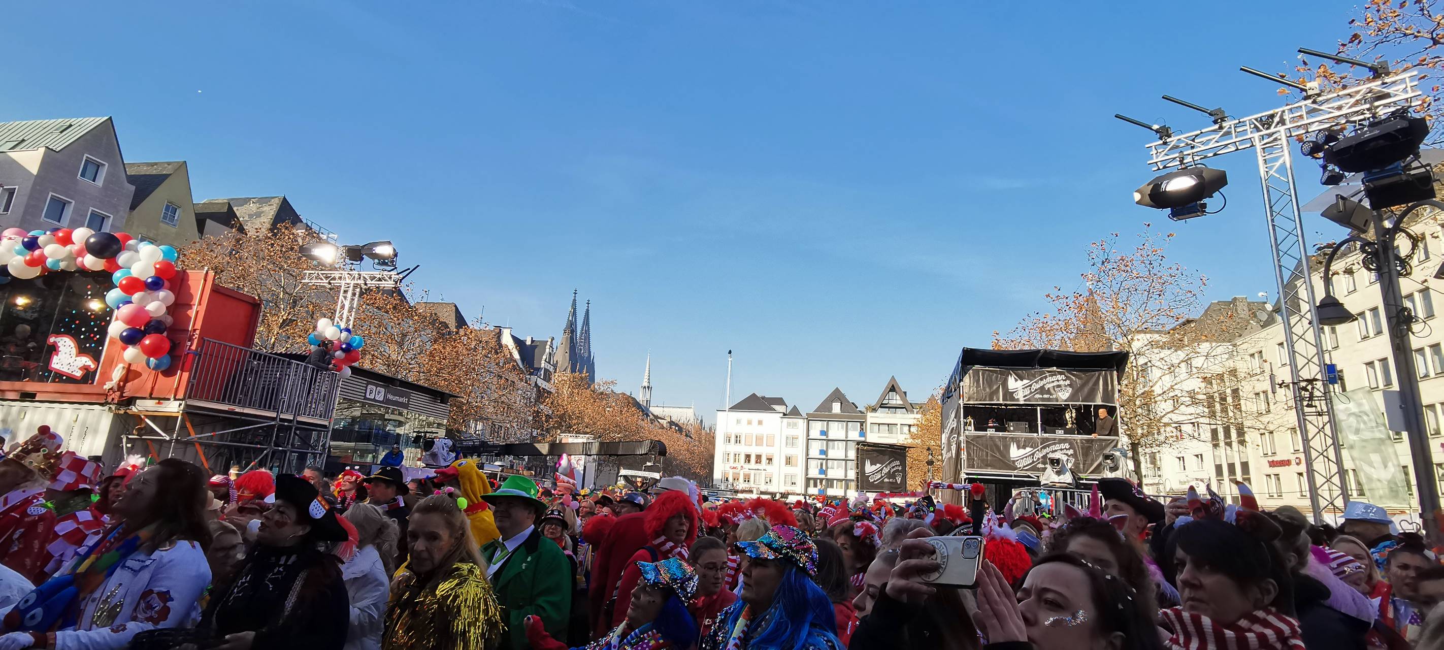Elfter im Elften: 20.000 Feierende in der Altstadt erwartet