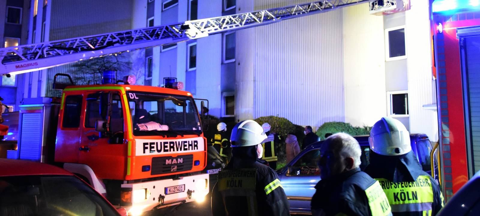 Keine Verletzten bei nächtlichem Feuer in Porz