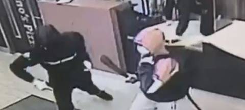 Polizei sucht nach aggressiven Räubern