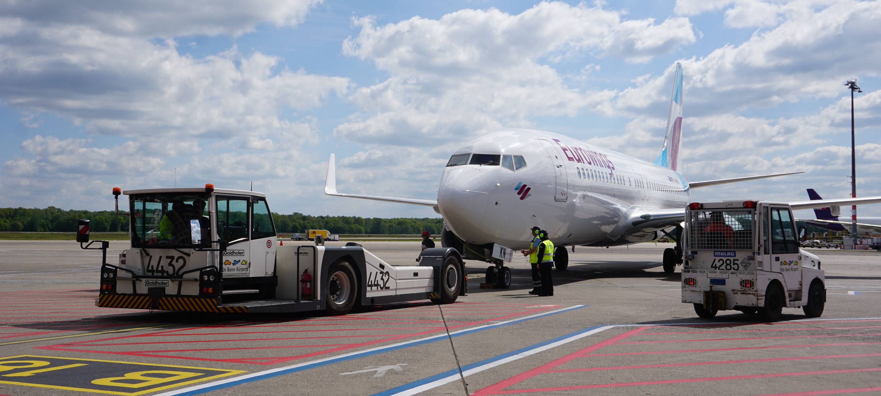 Eurowings stockt Stellen in Köln auf