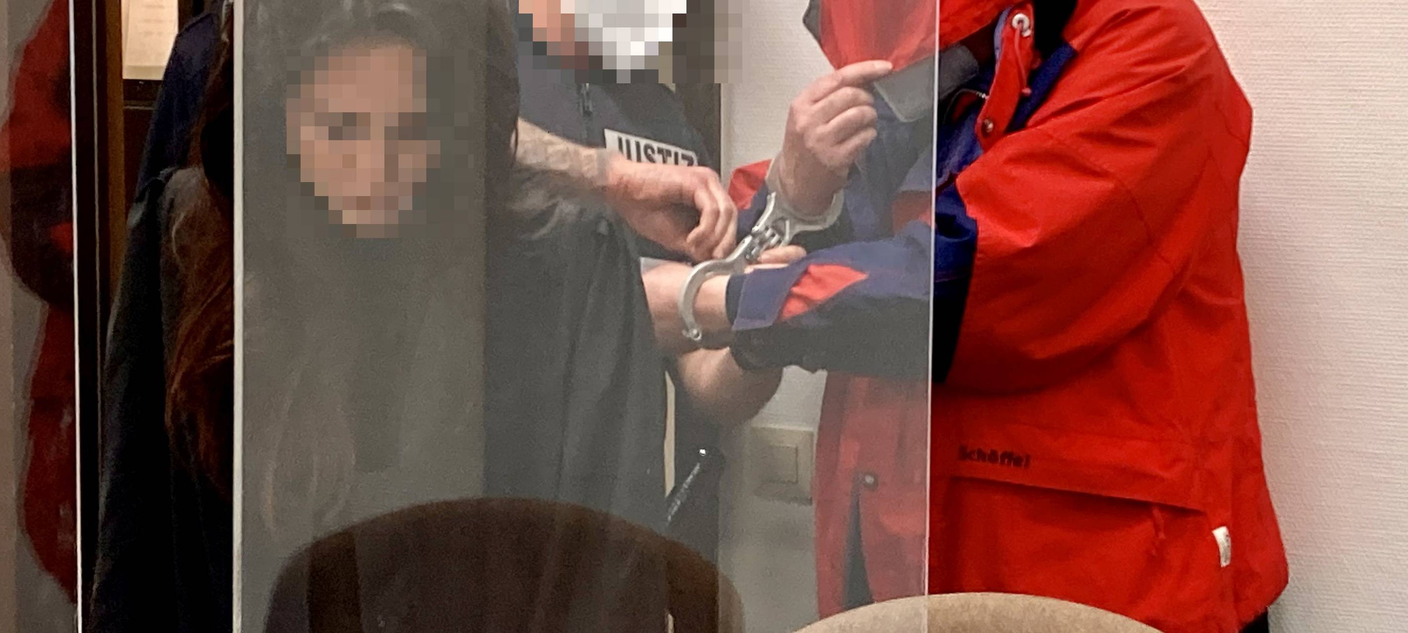 Weitere Anklagen im Missbrauchsprozess gegen Priester