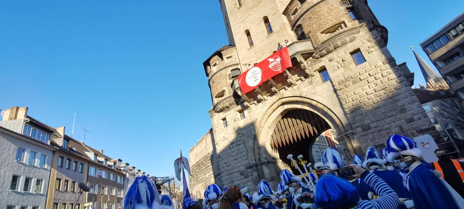 Friedensdemo: "Eine Sternstunde für den Kölner Karneval"