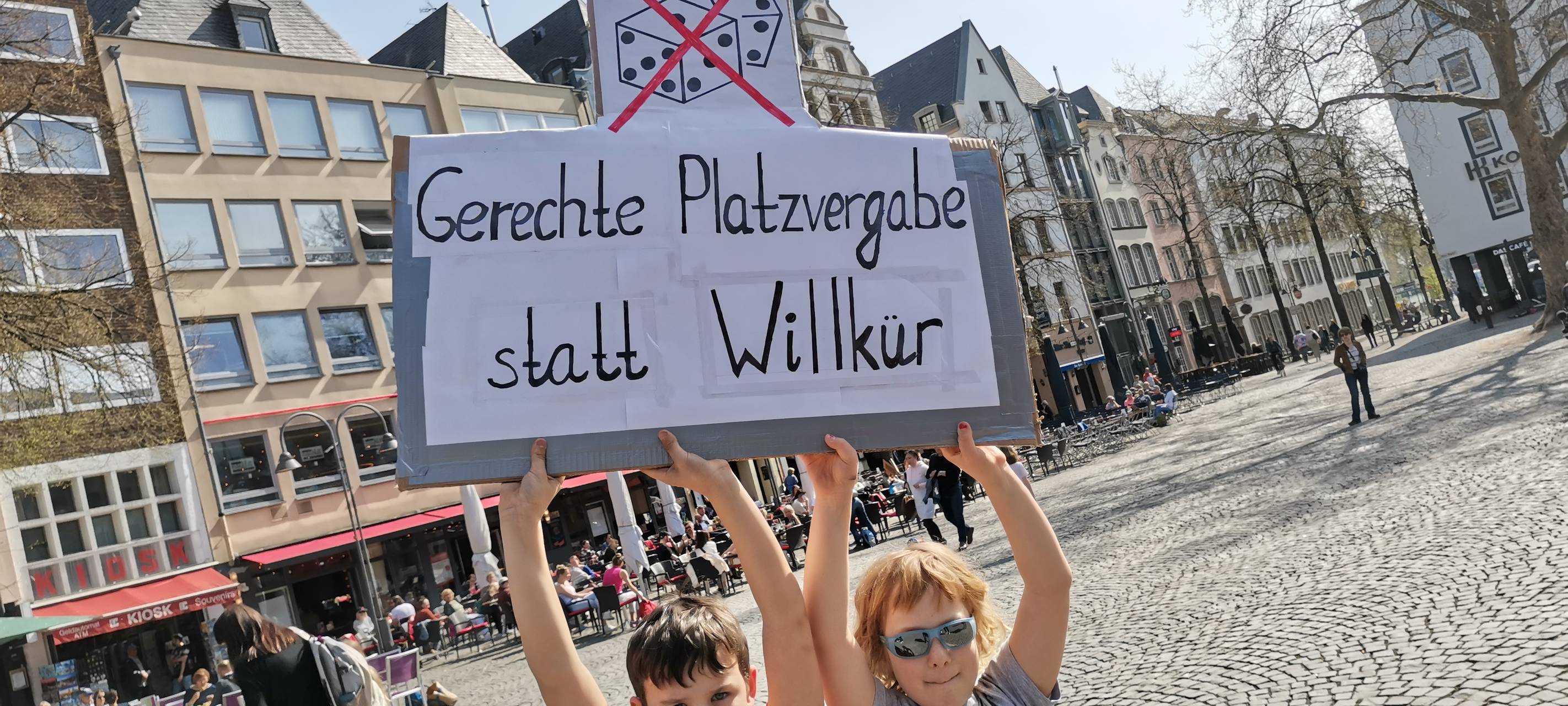Kölner Eltern fordern höhere Priorisierung von Kinderrechten