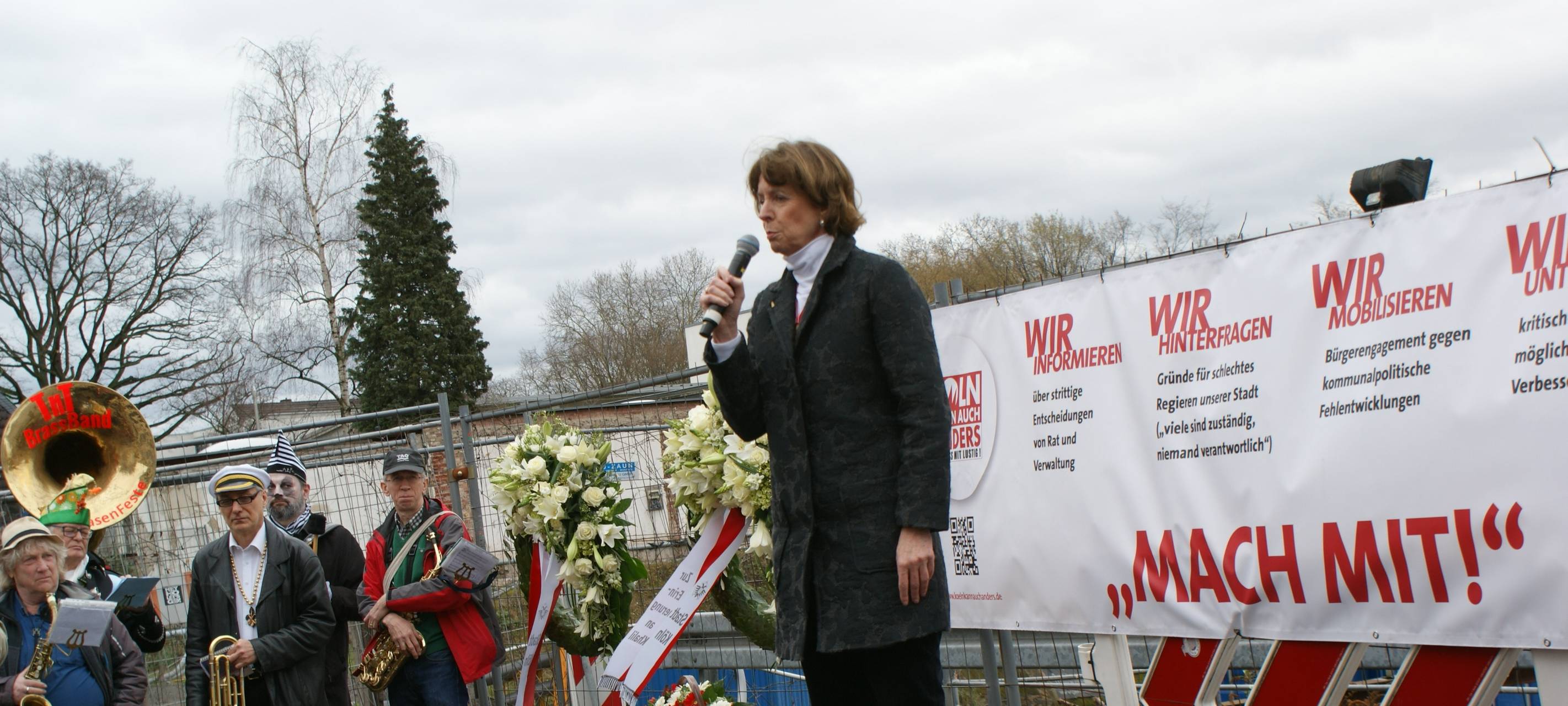Gedenkveranstaltung an der Einsturzstelle