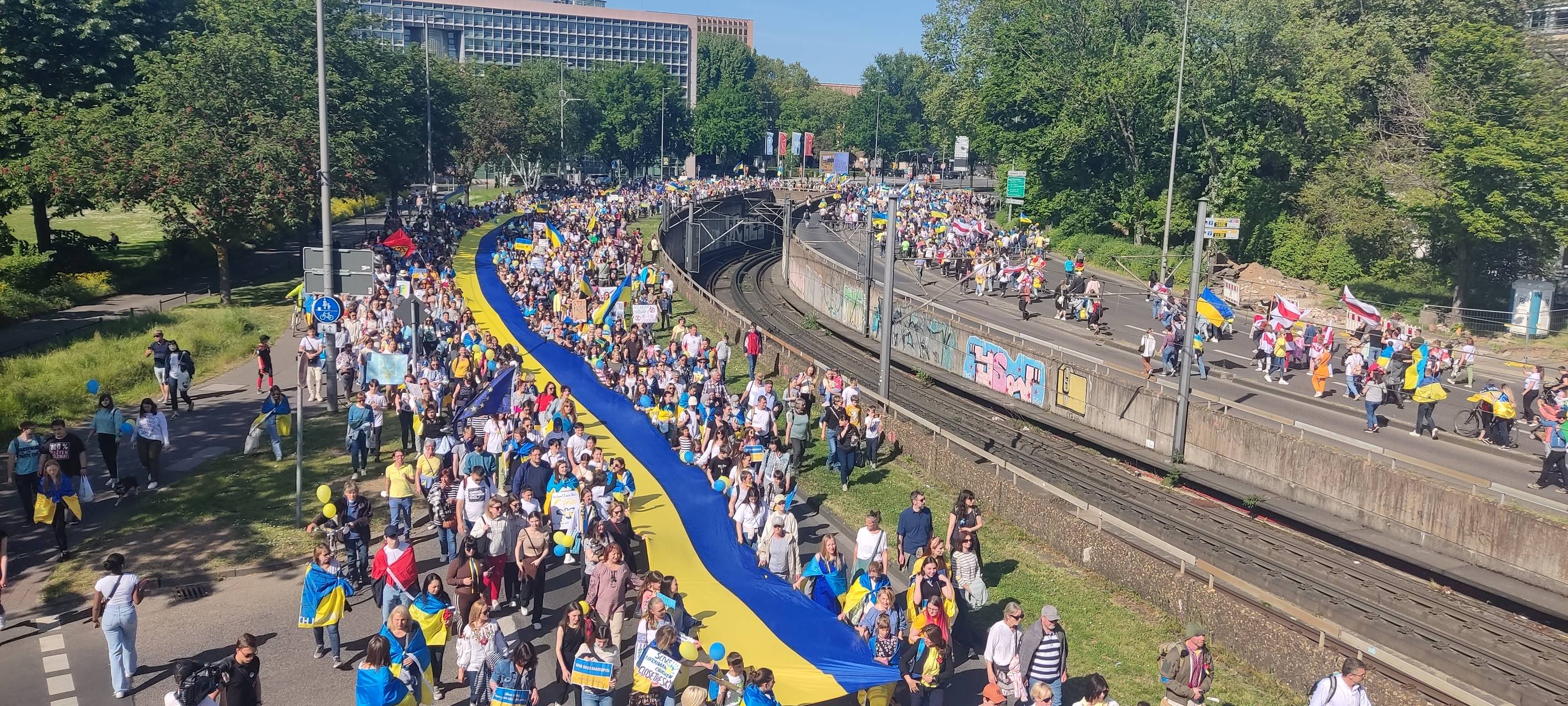 Großdemonstrationen zum Ukraine-Krieg in Köln