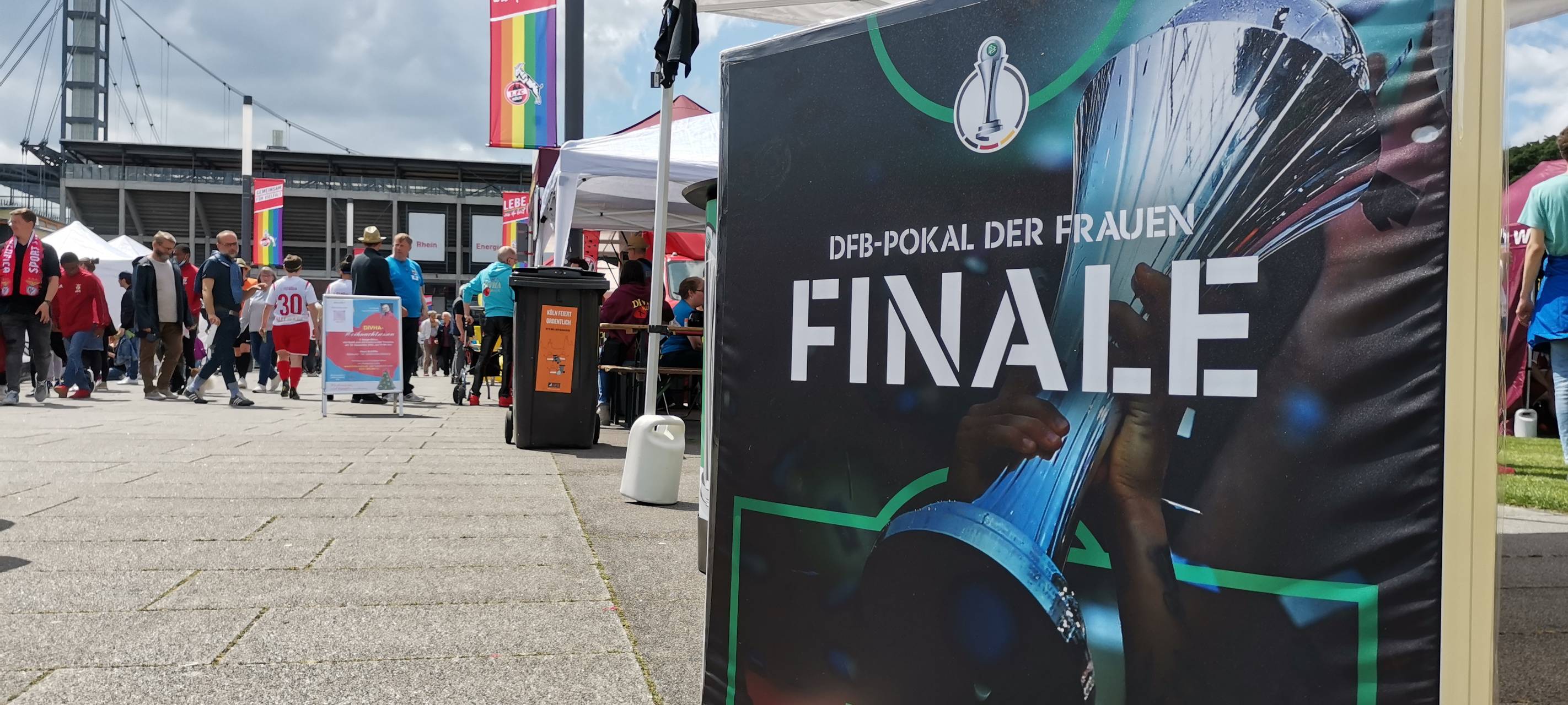 DFB-Pokalfinale der Frauen bleibt in Köln