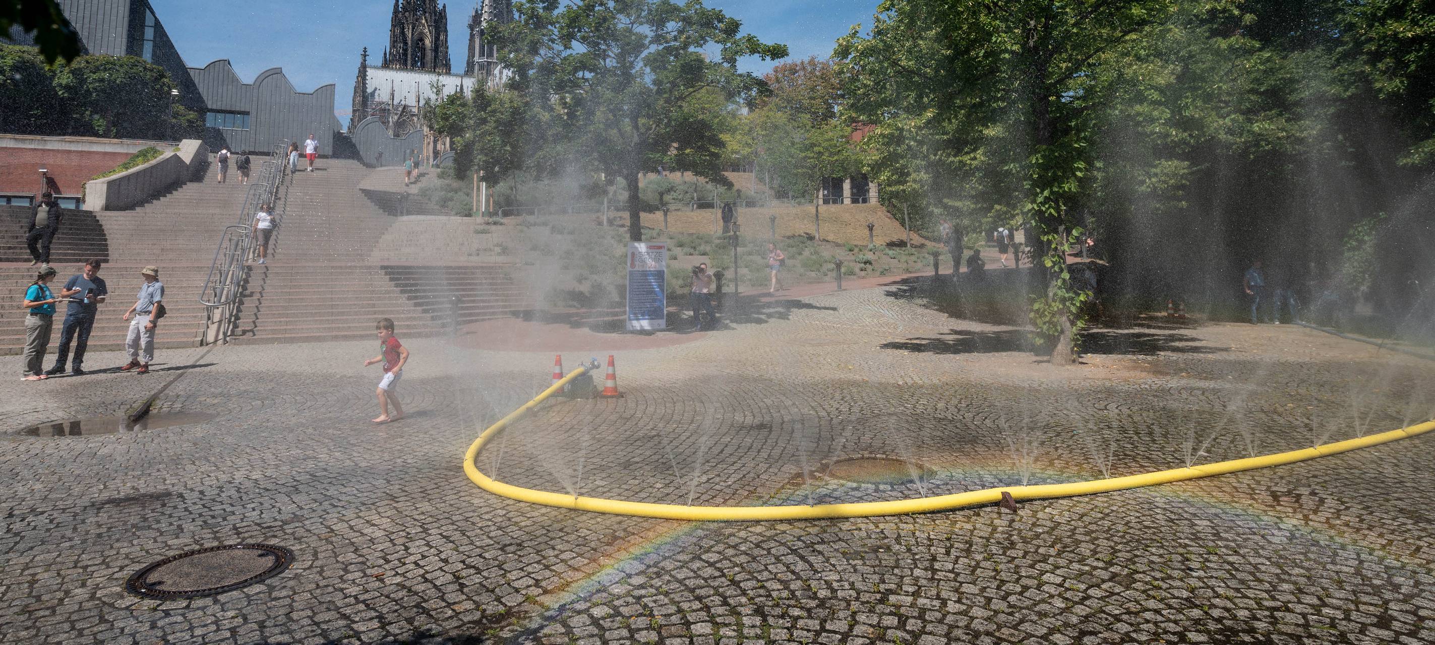 Mit Wassernebel gegen die Hitze