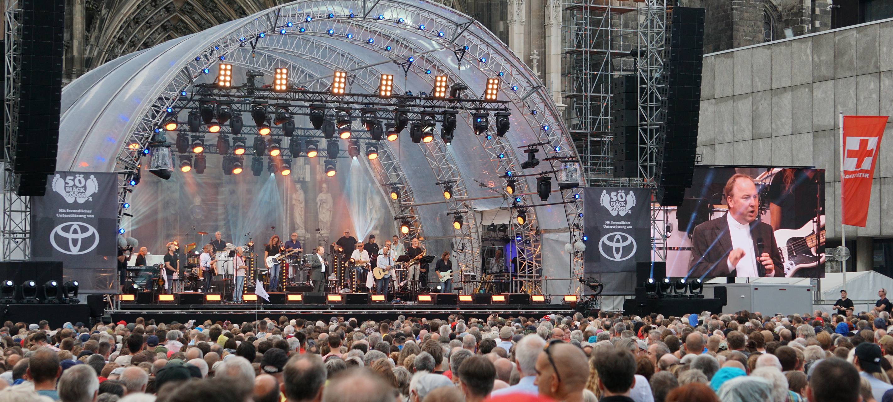 Bläck Fööss-Jubiläum mit Tommy Engel auf dem Roncalliplatz