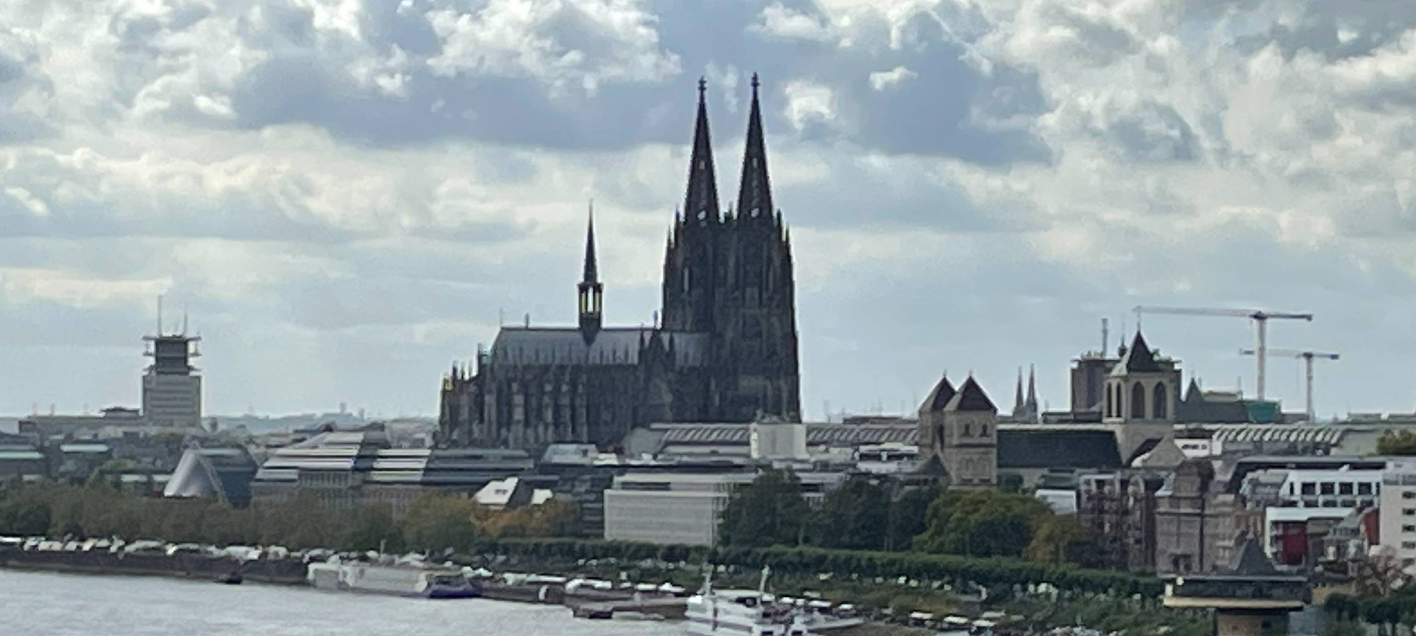 Erzbistum Köln sucht nach Missbrauchsbetroffenen