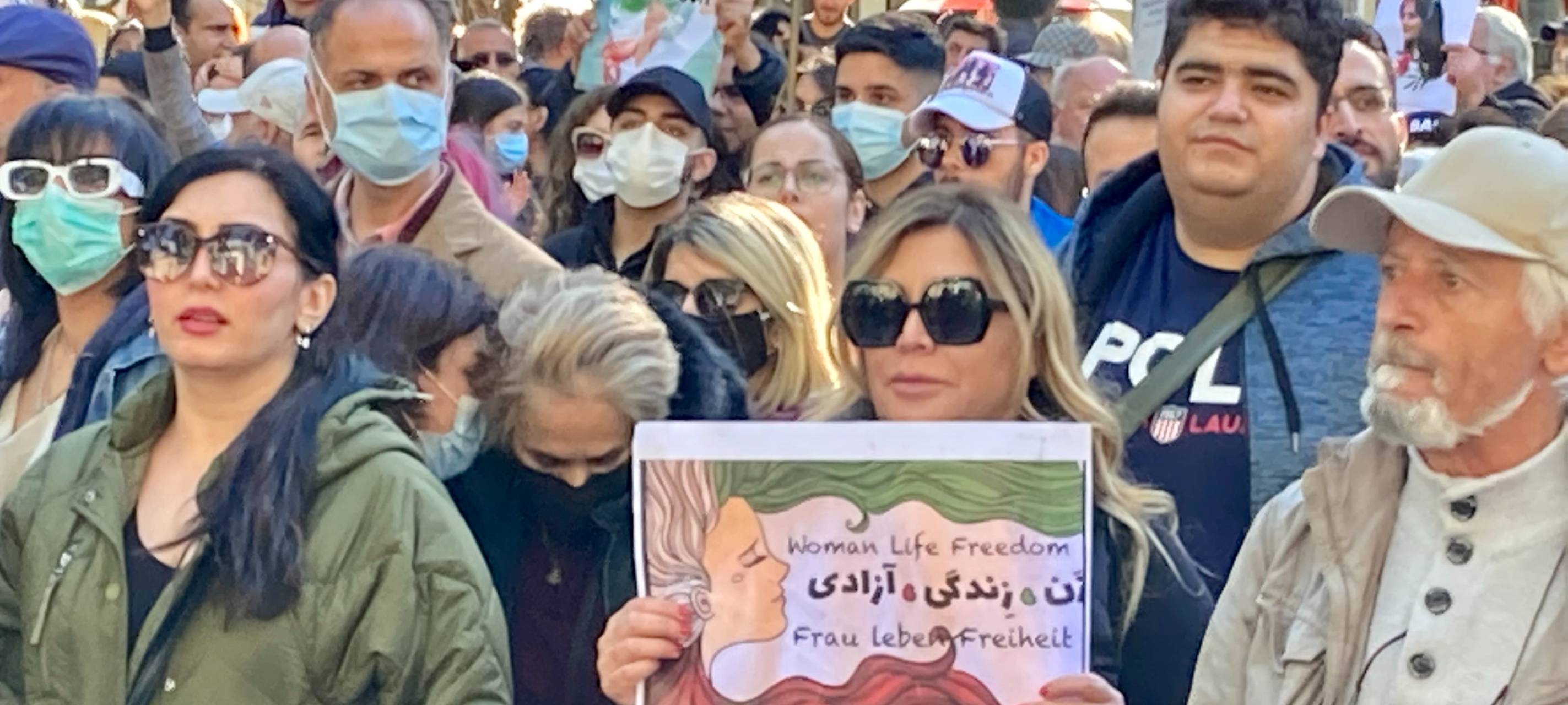 Solidarität mit Frauen im Iran