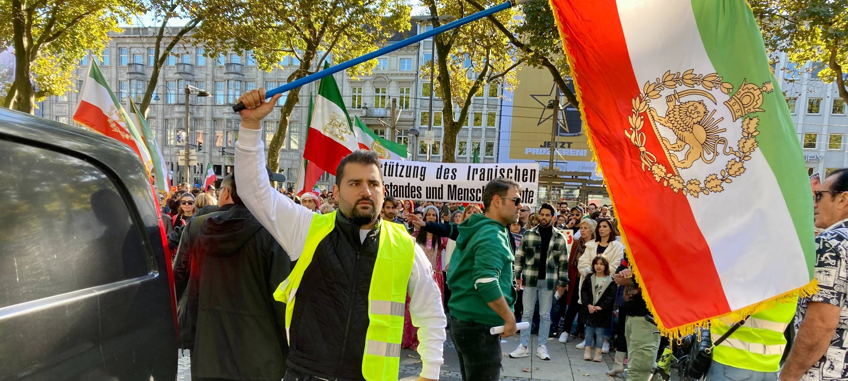 Solidarität mit Frauen im Iran