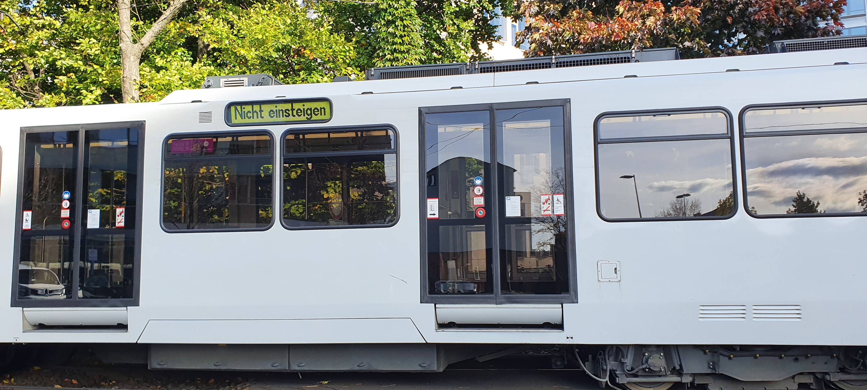 KVB-Linien 3, 5 und 13 fahren nur mit einem Wagen